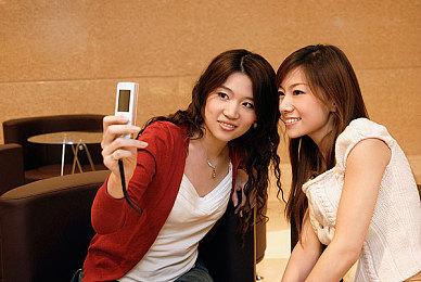 ARPG《恸哭机巧》玩家数量超10万 官方贺图发布